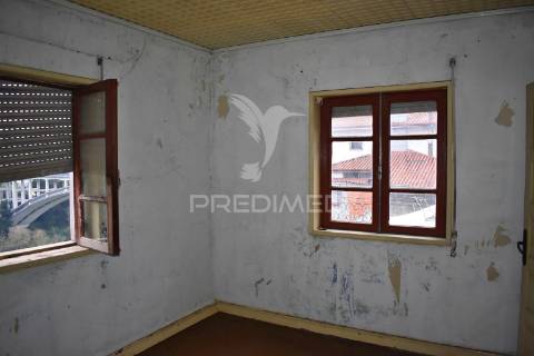 Moradia - vistas para o rio douro e sousa