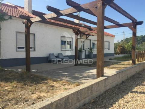 Quinta com 30000 m2 - samora correia