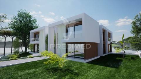 Moradia de luxo t5 soltróia