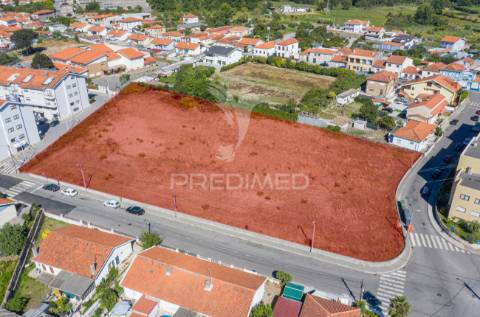 Terreno na junqueira_ vilar do paraíso_ v.n. gaia