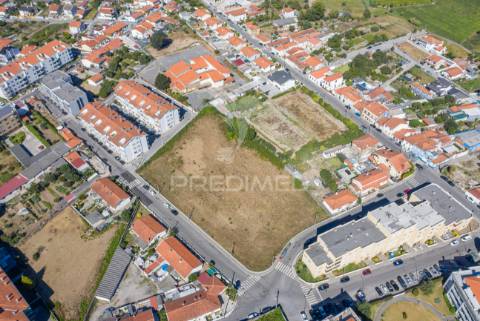 Terreno na junqueira_ vilar do paraíso_ v.n. gaia