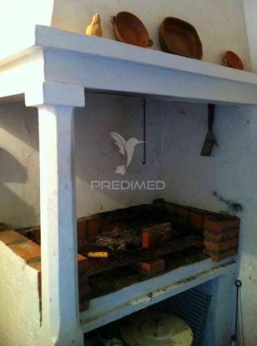 Alojamento local em casa senhorial com restaurante e loja individual