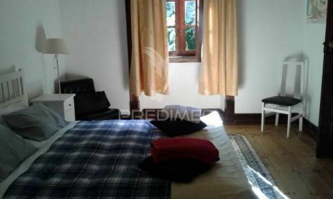 Alojamento local em casa senhorial com restaurante e loja individual