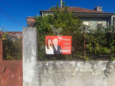 Prédio para residencial e comércio