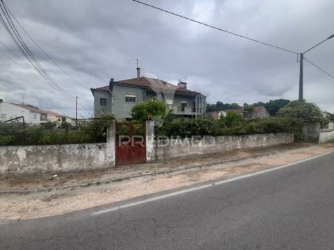 Prédio para residencial e comércio