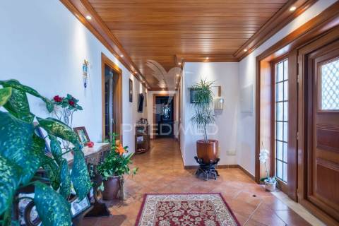 Excelente moradia/quinta a 10 minutos de setúbal