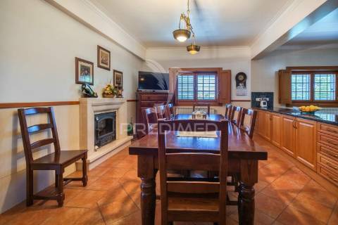 Excelente moradia/quinta a 10 minutos de setúbal