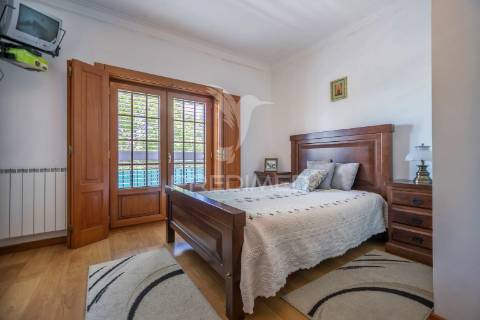 Excelente moradia/quinta a 10 minutos de setúbal