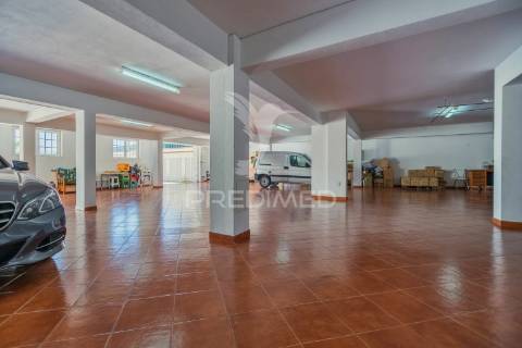 Excelente moradia/quinta a 10 minutos de setúbal