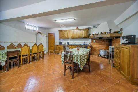Excelente moradia/quinta a 10 minutos de setúbal