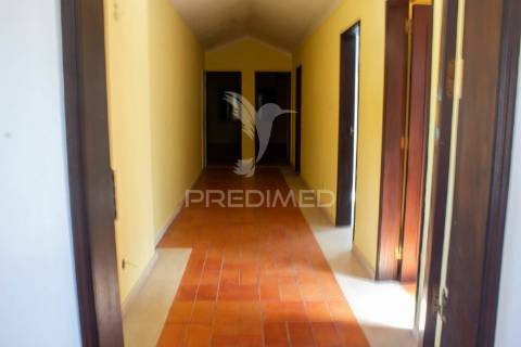 2 moradias geminadas