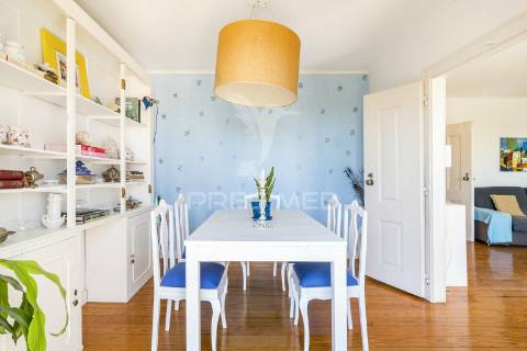 Magnífico t4 duplex com varandas, terraço e vista rio, estrela, lisboa