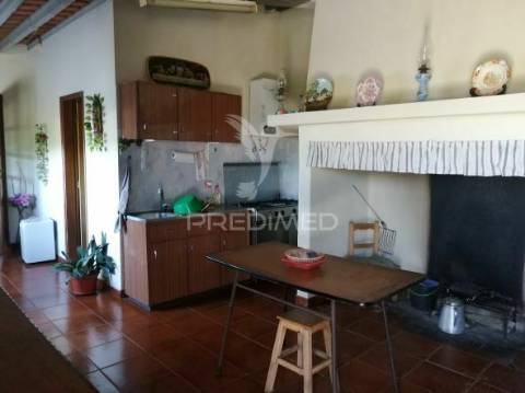 Quinta com moradia t3 em grândola