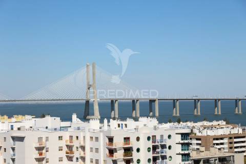 Escritório com vista rio e estacionamento - lisboa