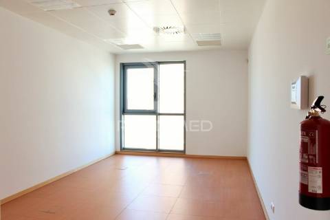 Escritório com vista rio e estacionamento - lisboa