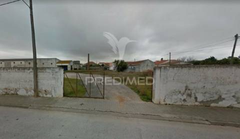 Armazéns em ermidas-sado