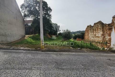 Terreno urbano espinheiro / alcanena