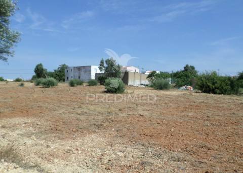 Terreno com projeto aprovado para 15 moradias – oportunidade prime em almancil