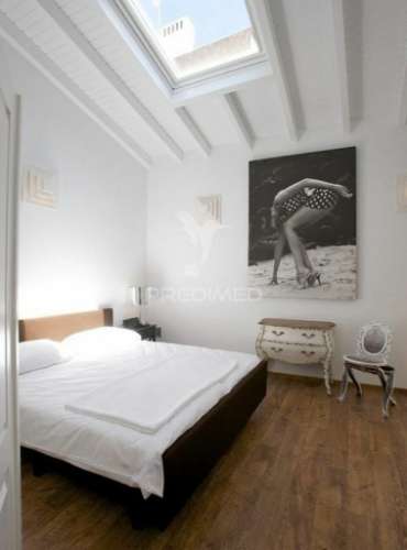 Prédio para reconstruir no centro do funchal