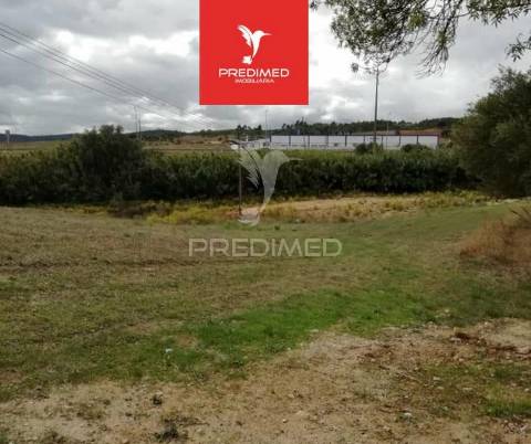 Terreno urbano à venda em alcanena