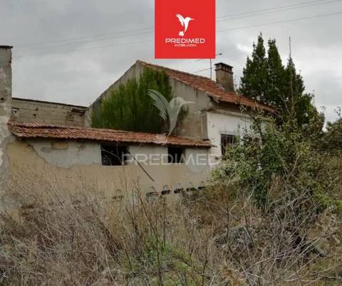 Terreno urbano à venda em alcanena