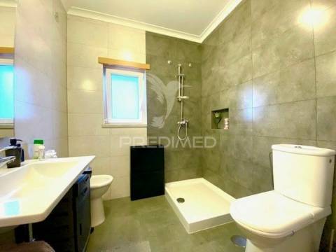 Moradia t4 em são joão talha