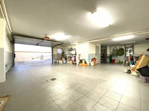 Moradia t4 em são joão talha