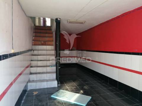 Fantástica casa em gavião