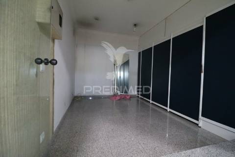 Loja no centro de fátima