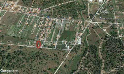 Moradia em construção no couço, coruche