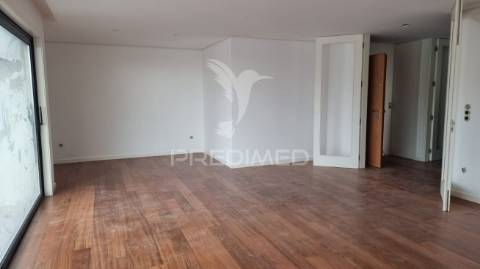 Apartamento t3  em  construção   junto à rtp,  gaia