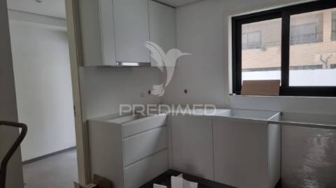Apartamento t3  em  construção   junto à rtp,  gaia