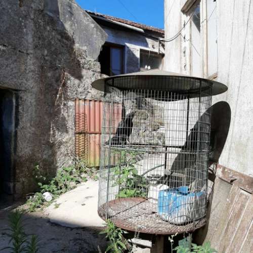 Casa sobrada,cortes,quinteiro,e ramadas.(500 m2)