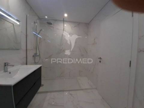 Apartamento  novo t2 em faro