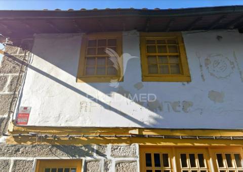 Guimarães - prédio histórico no centro