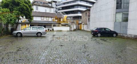 Guimarães - prédio histórico no centro