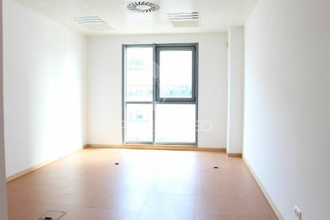 Escritório com vista rio e estacionamento - lisboa