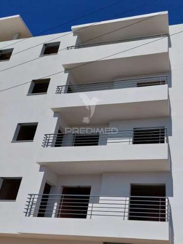 Olhão- apartamento com 3 quartos 