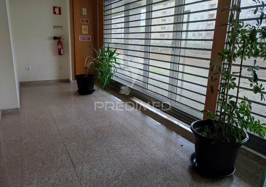 Arrenda-se loja para serviços/clínica médica/dentária - campo alegre