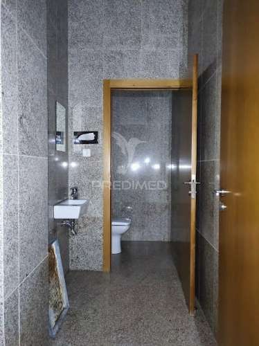 Arrenda-se loja para serviços/clínica médica/dentária - campo alegre