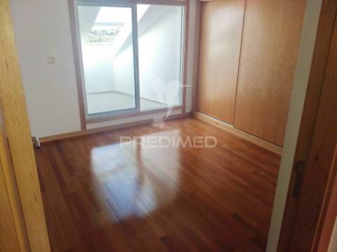 T 5 - duplex á alameda das antas-porto