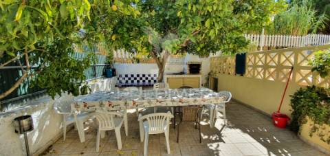 Moradia t4 + t2 + t2 + t1 + t1 + t1 c/piscina