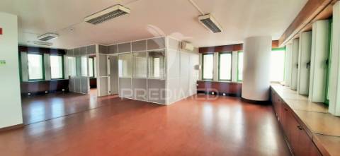 Escritório com terraço e vista rio, vila franca de xira, lisboa