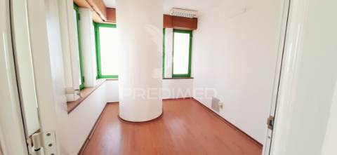 Escritório com terraço e vista rio, vila franca de xira, lisboa