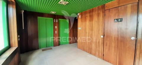 Escritório com terraço e vista rio, vila franca de xira, lisboa