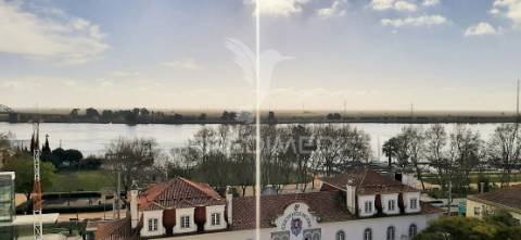 Escritório com terraço e vista rio, vila franca de xira, lisboa