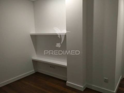 T4 excelente localização á boavista novo