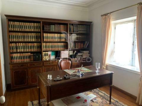 Moradia individual c/ piscina em v. n. famalicão