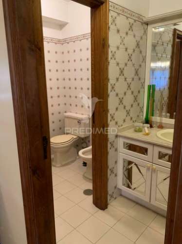 Moradia individual c/ piscina em v. n. famalicão