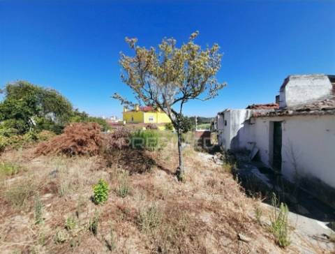 Lote urbano para construção de moradia térrea
